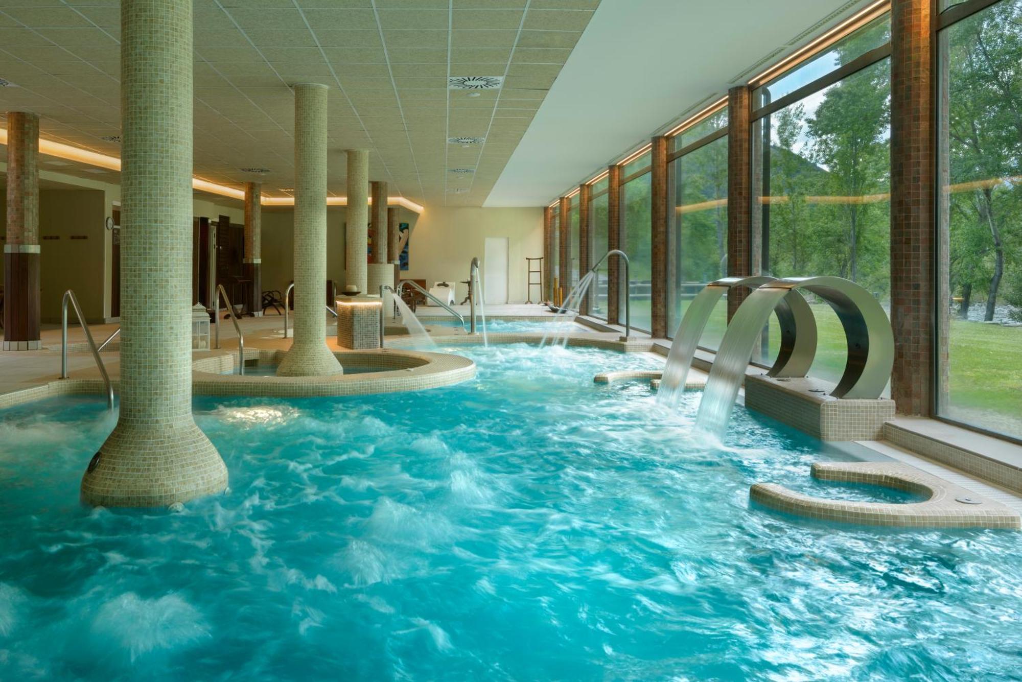 Hotel & Spa Monasterio De Boltaña Eksteriør bilde The spa at The Grove