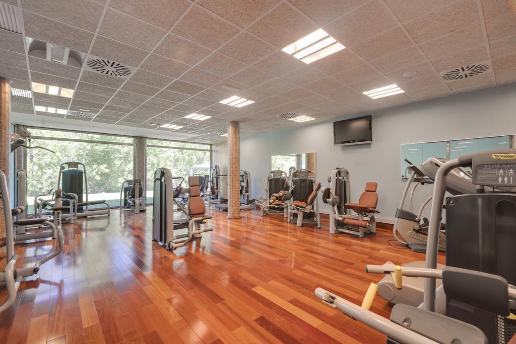 Hotel & Spa Monasterio De Boltaña Eksteriør bilde The gym at the hotel